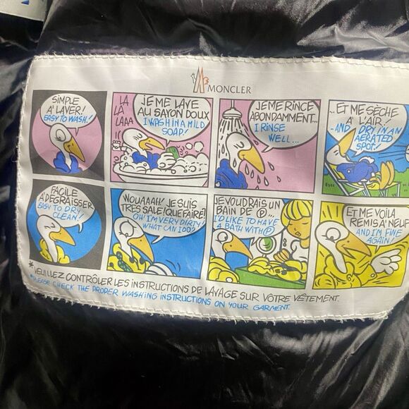 Moncler Blais Jacket Men’s 2 M Black Down Puffer Hooded Coat Winter F20911B54410 - Picture 5 of 16